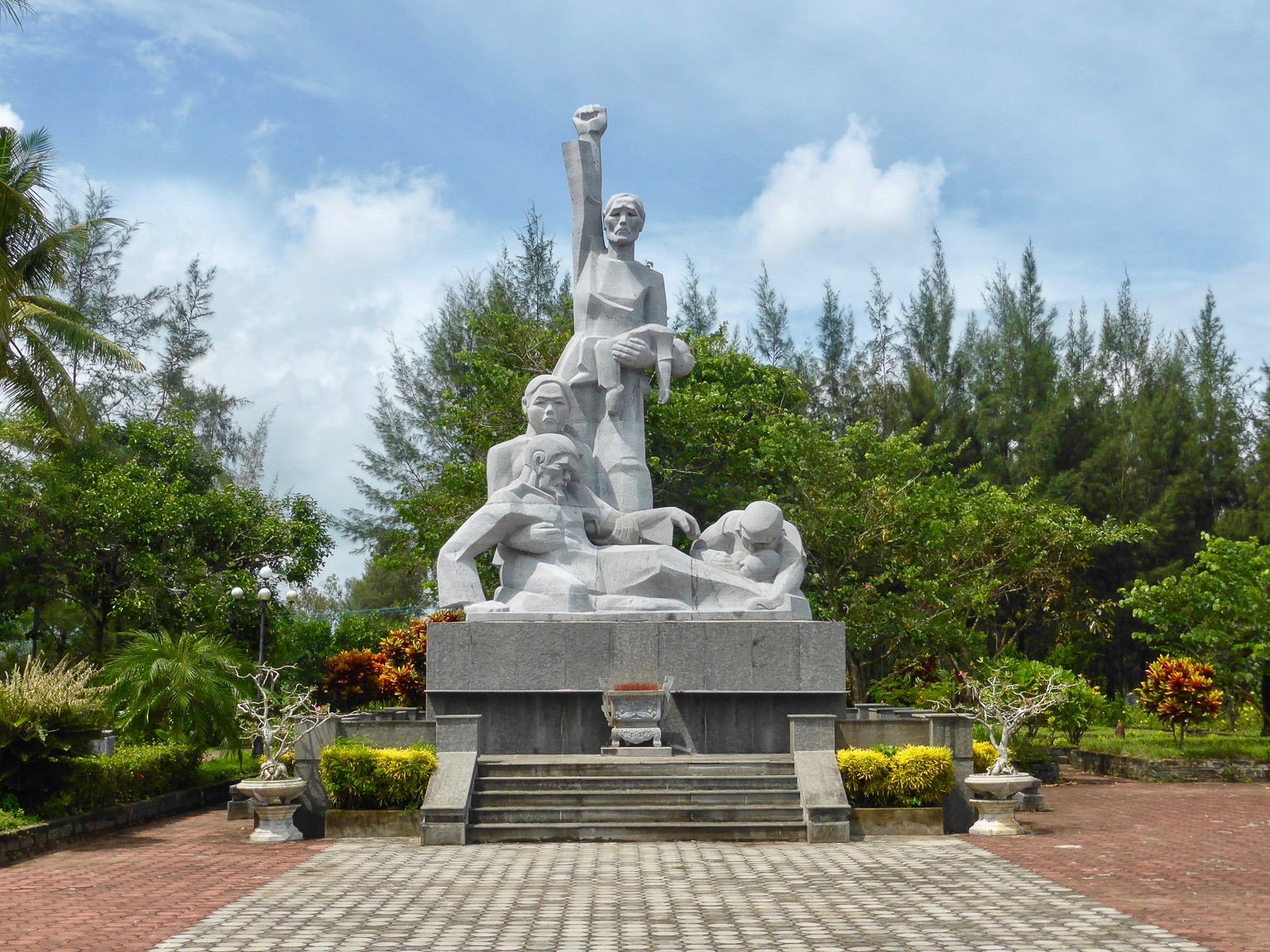 Деревня Сонгми во Вьетнаме мемориал