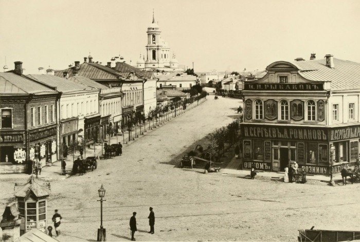 Большая Алексеевская улица
